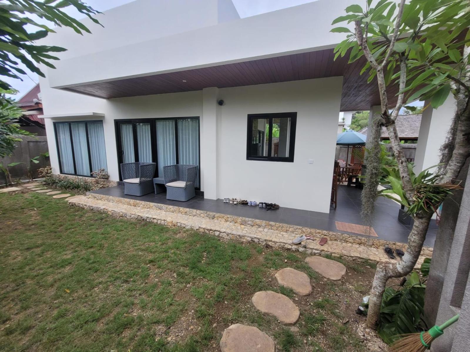 Villa Niang Ando ลาบวนบาโจ ภายนอก รูปภาพ