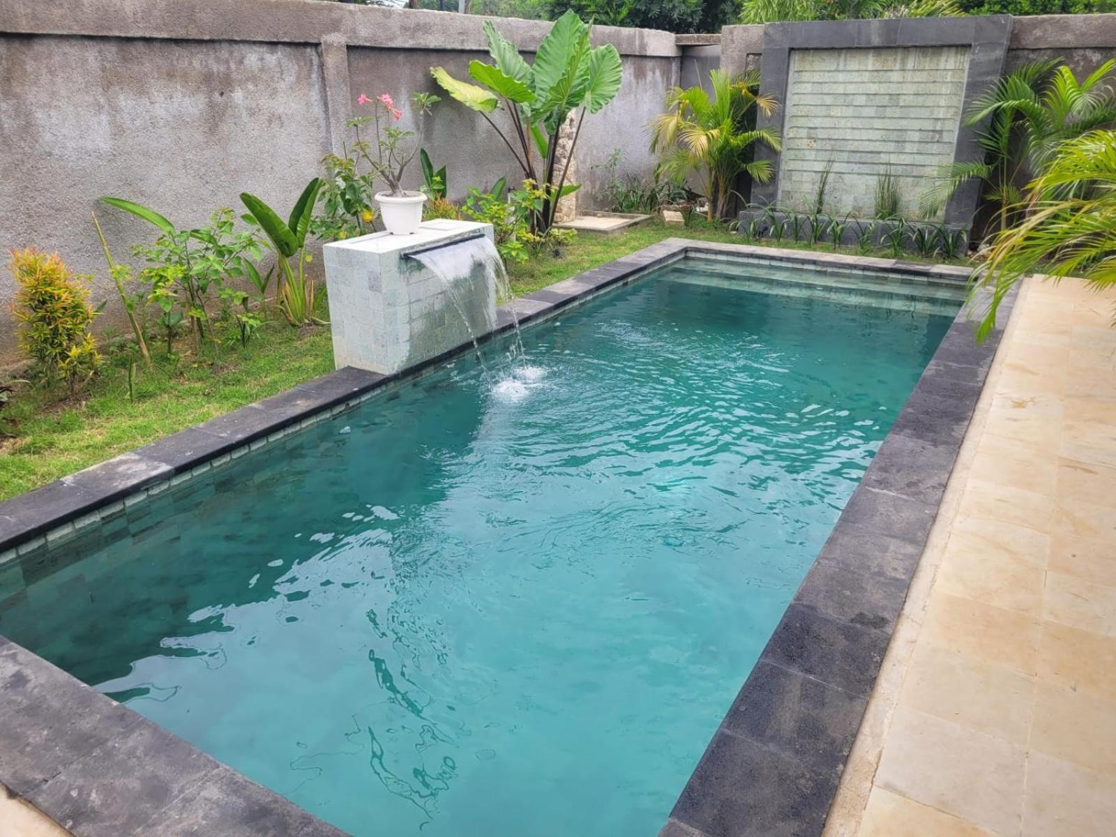 Villa Niang Ando ลาบวนบาโจ ภายนอก รูปภาพ