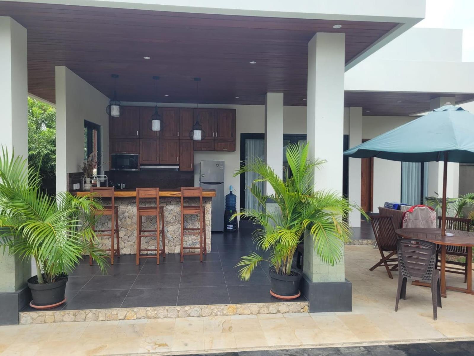 Villa Niang Ando ลาบวนบาโจ ภายนอก รูปภาพ